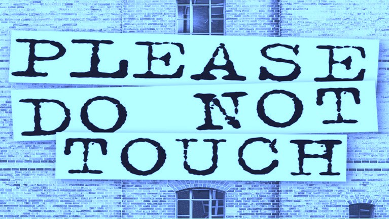 THEATRE REVIEW: ‘PLEASE DO NOT TOUCH’